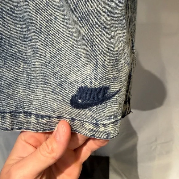 Nike Blue Acid Wash Mini Skirt (Vintage)‎ - Picture 2 of 5
